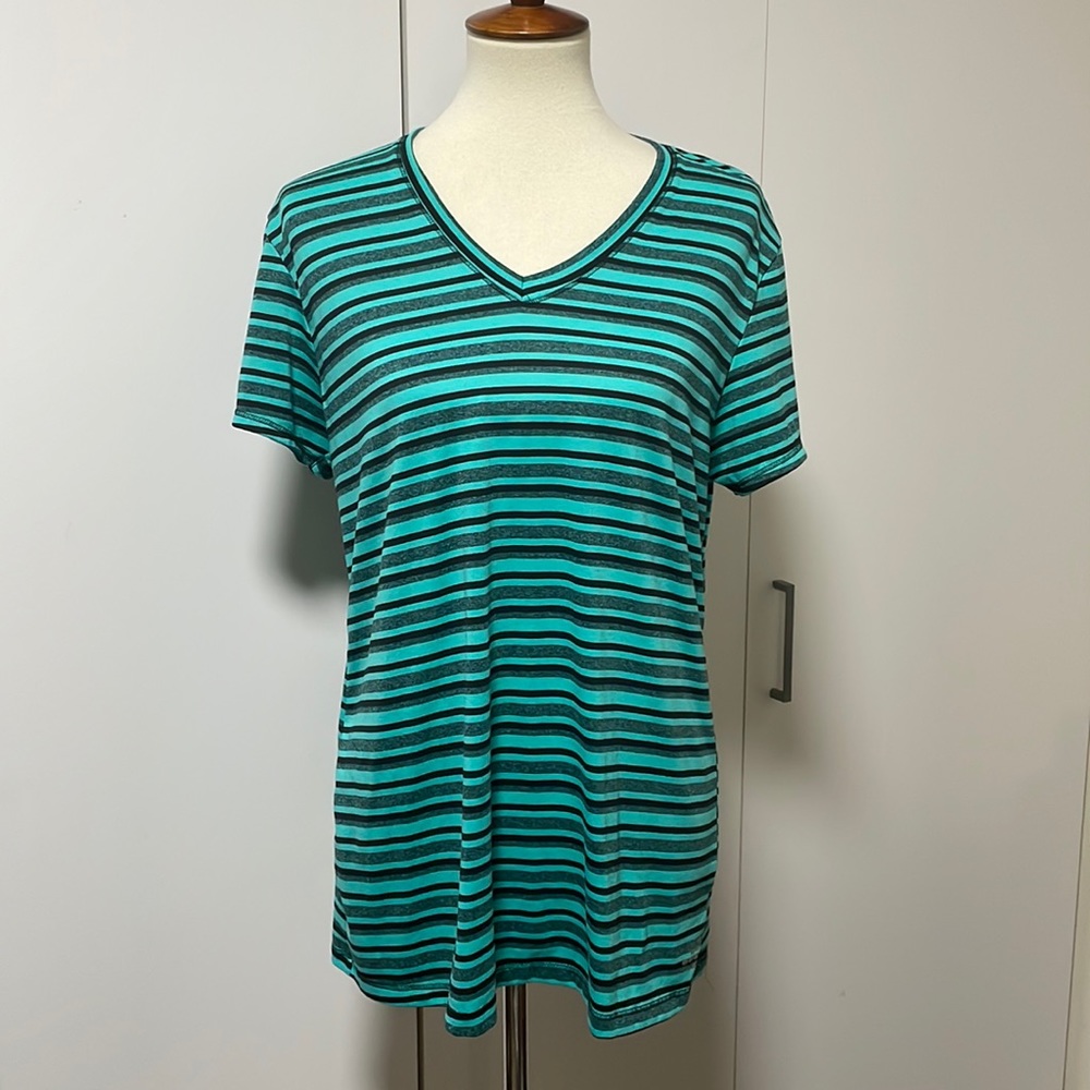 BCG Athletic short sleeve t-shirt size XL